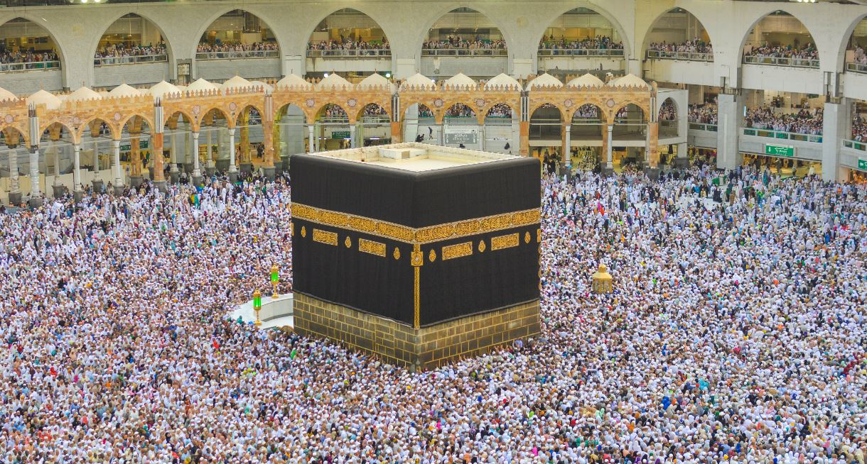 Saudi Arabia visa fee increases by 6 times, Haj pilgrimage is now costlier.