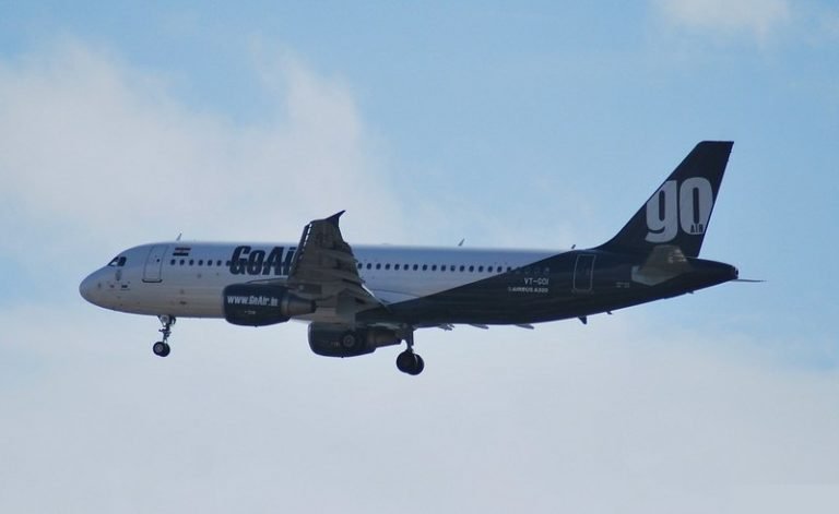 GoAir Asks Employees to go on leave