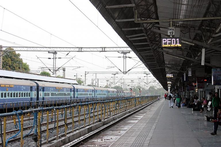 Railways increases platform ticket prices