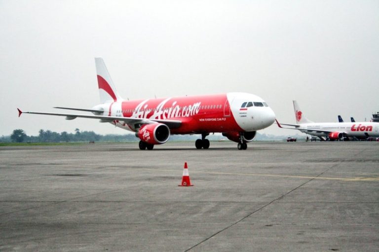 AirAsia Reduces Stake India