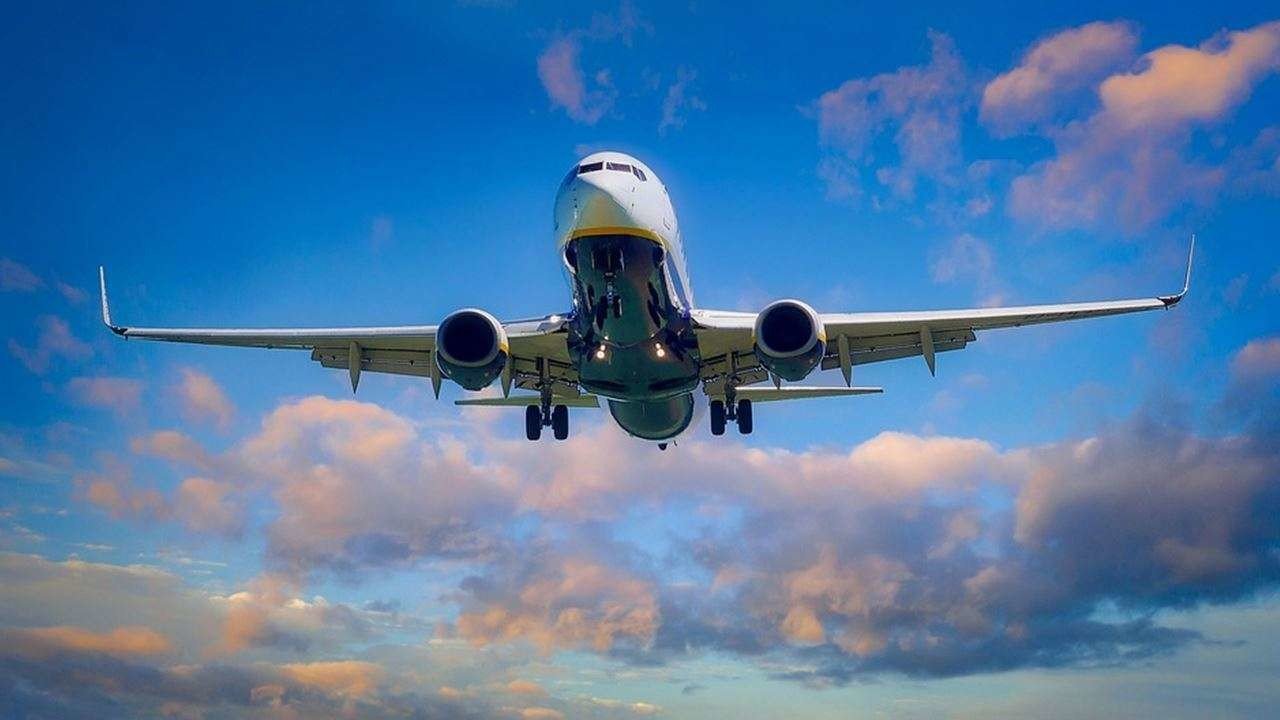 India Extend International Flight Suspension