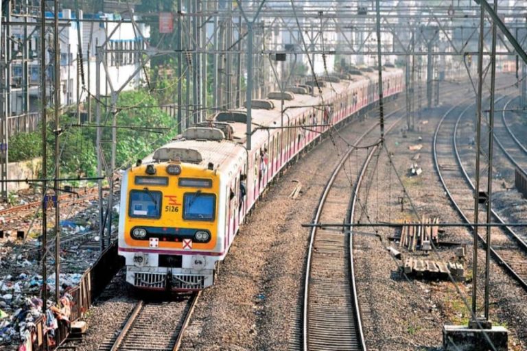 Mumbai Trains Open Public