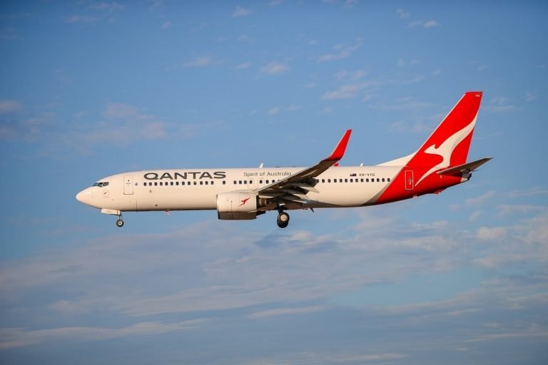 Qantas Reopen Bookings International Flights