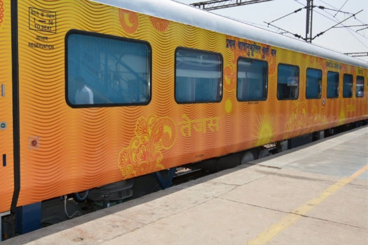 IRCTC Suspends Ahmedabad-Mumbai Tejas Express