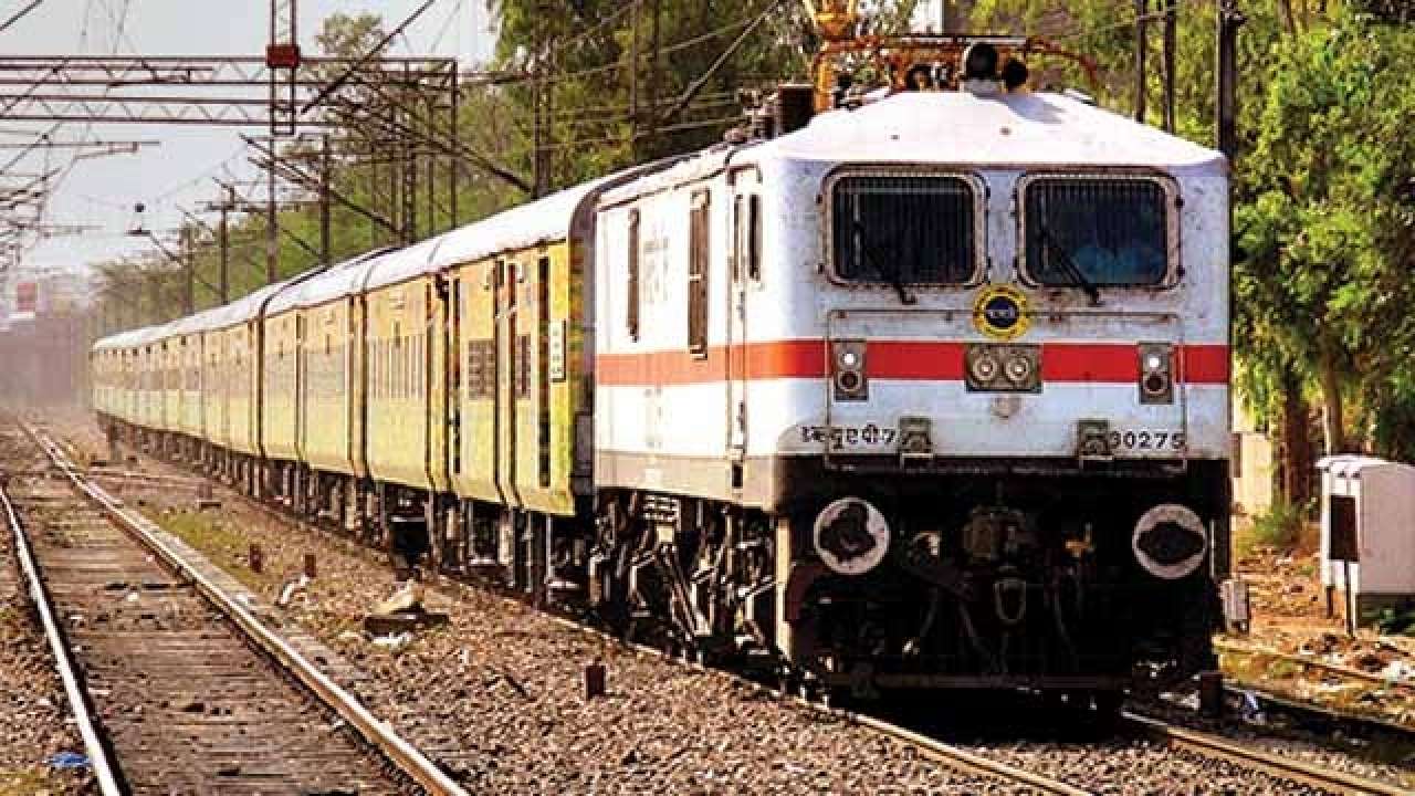Railways Resumes 50 Unreserved Trains