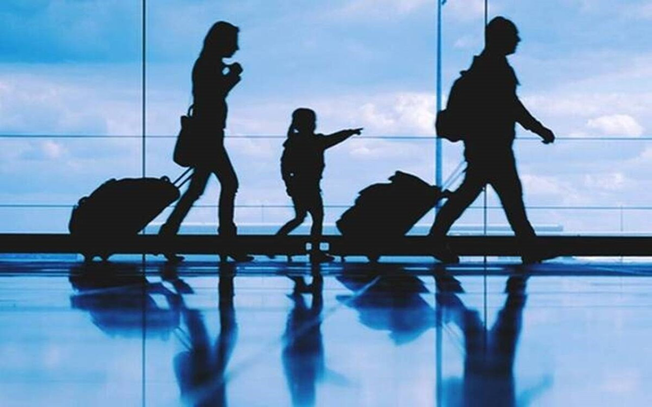 Foreign Tourists Permitted To Enter India On Scheduled Flights