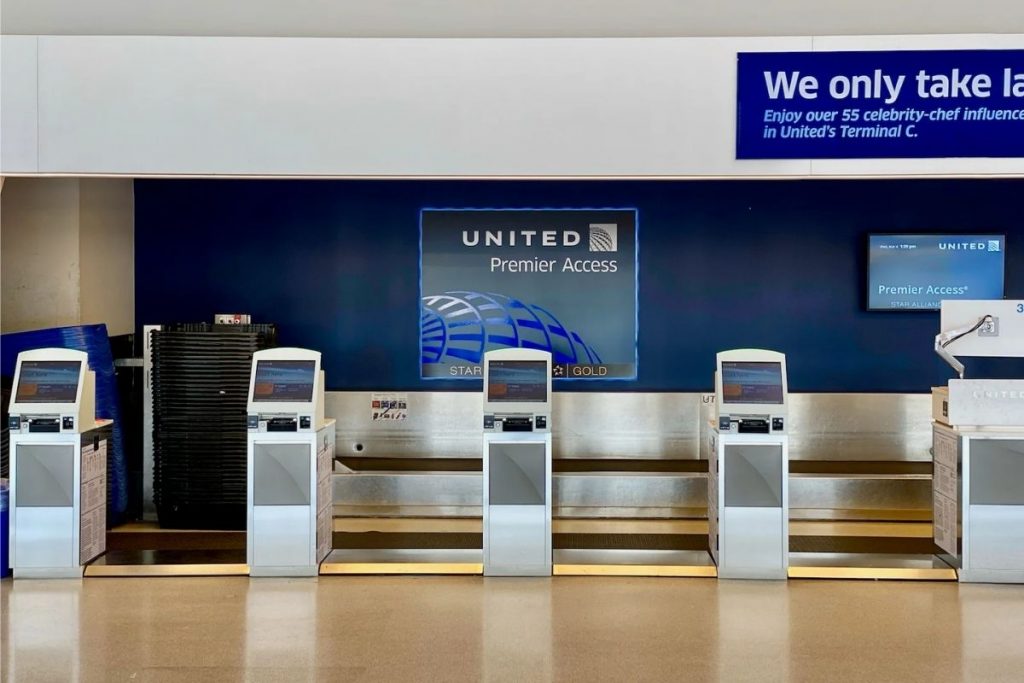United Airlines Baggage Check-In