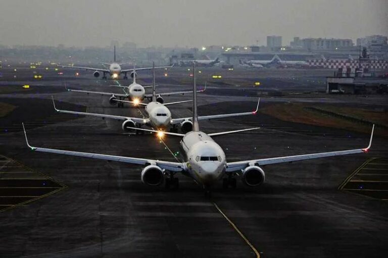 Mumbai Airport Runway Closed