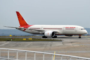 Air_India,_VT-ANX,_Boeing_787-8_Dreamliner_(39747889725)