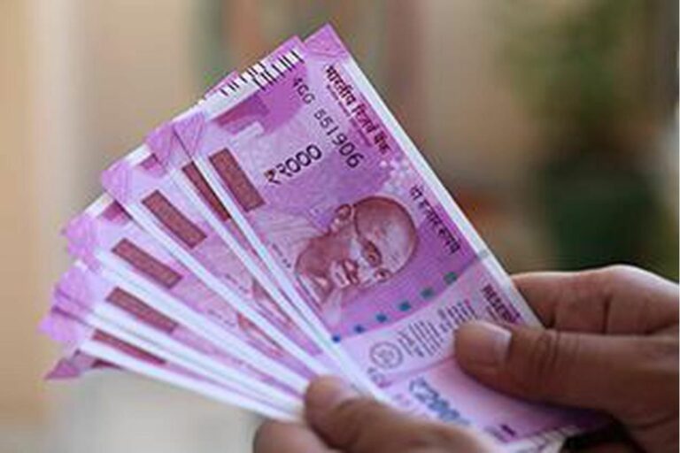 RBI Withdraws 2000 Notes