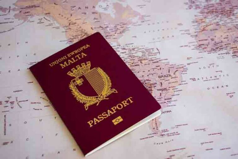 Malta Passport and Map