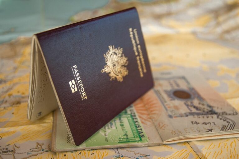 Passport and Spain Visa Image