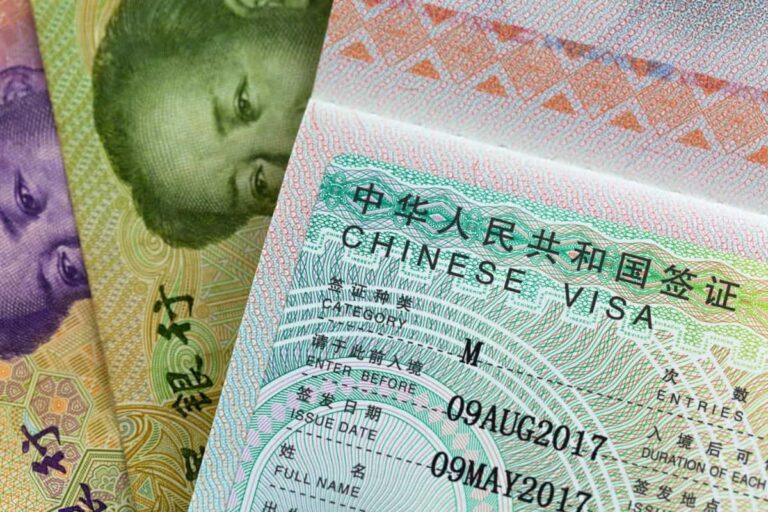 China simplifies visa applications
